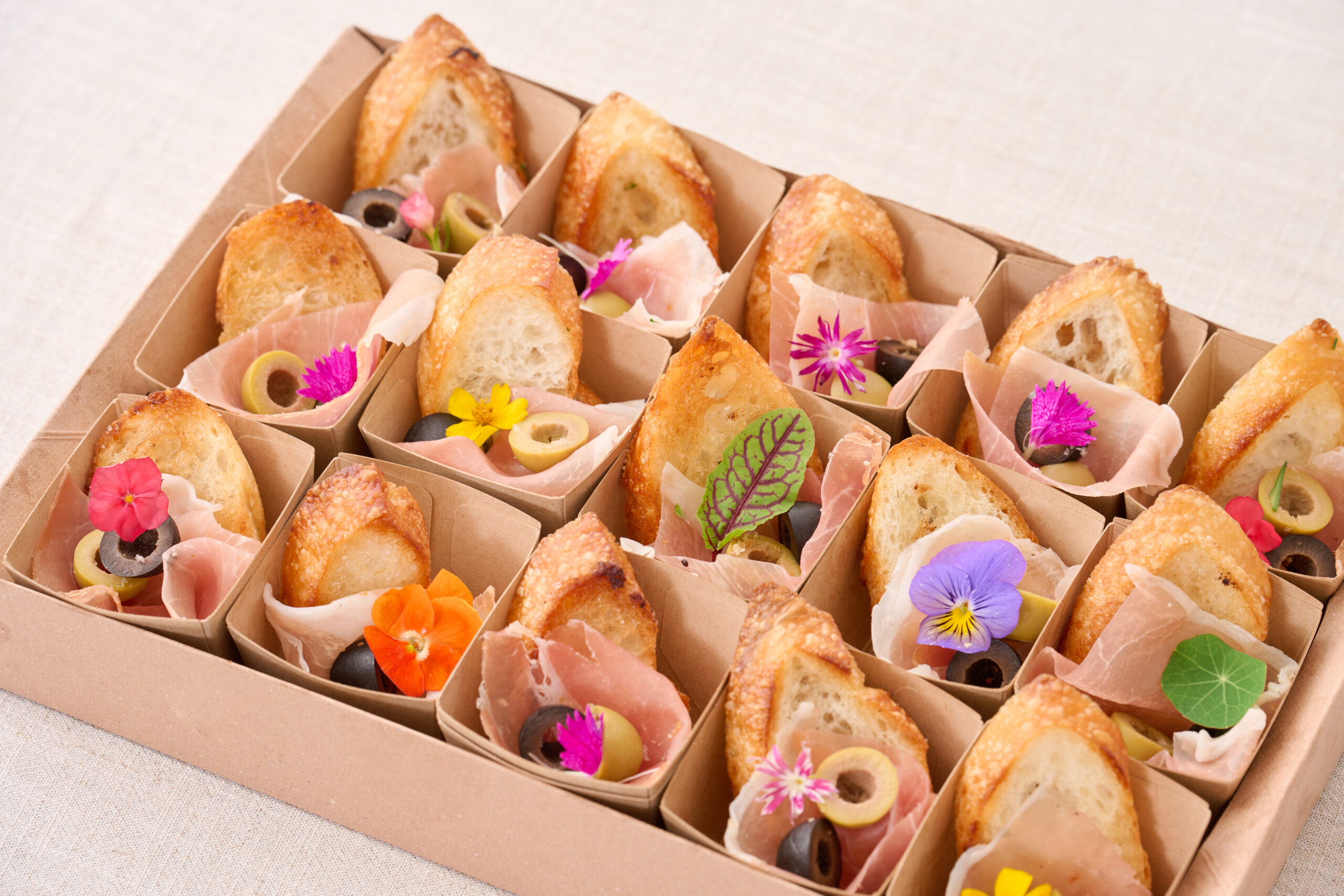 生ハムガーリックトースト