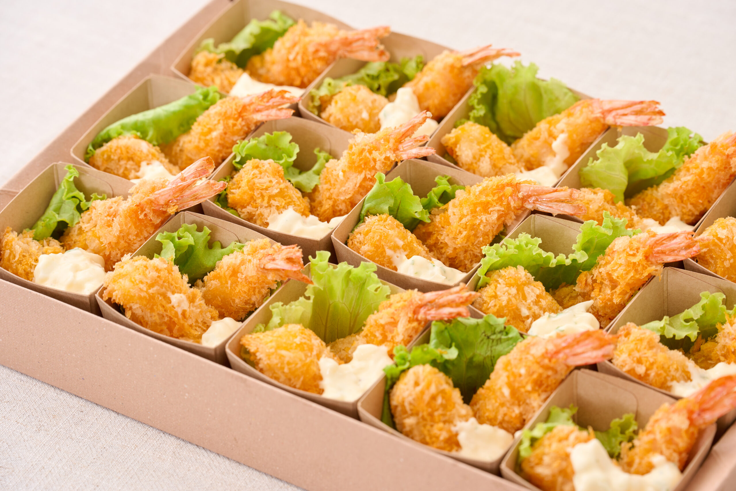 自家製タルタルのエビフライ